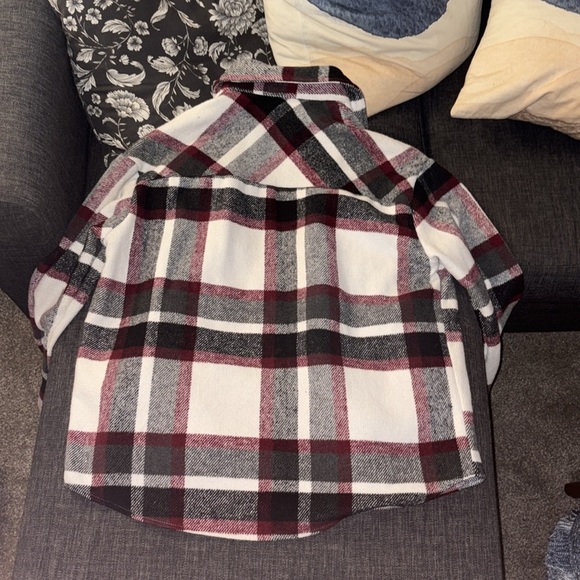 Little Mountain red blacks and white plaid jacket - Picture 5 of 8